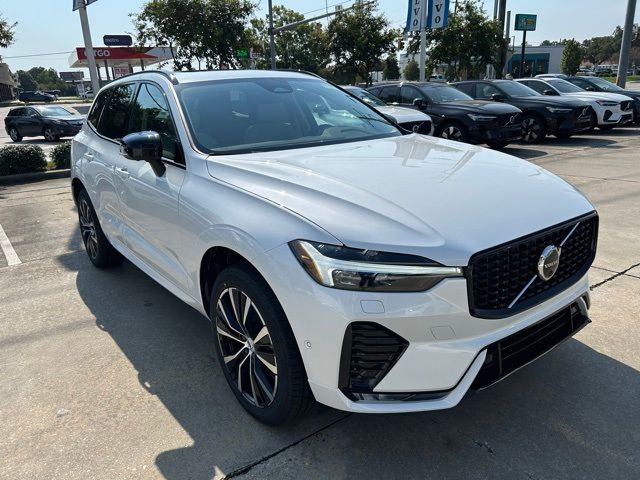 2025 Volvo XC60 Plus