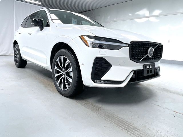 2025 Volvo XC60 Plus