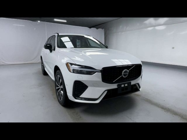 2025 Volvo XC60 Plus