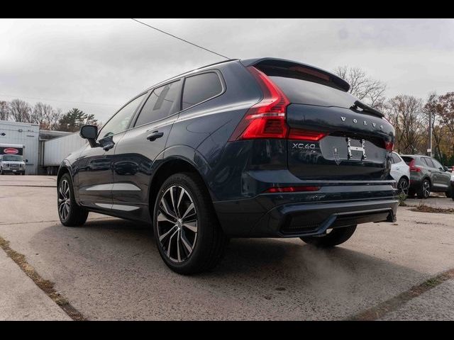 2025 Volvo XC60 Plus