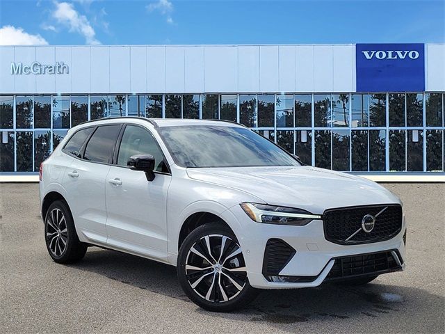 2025 Volvo XC60 Plus