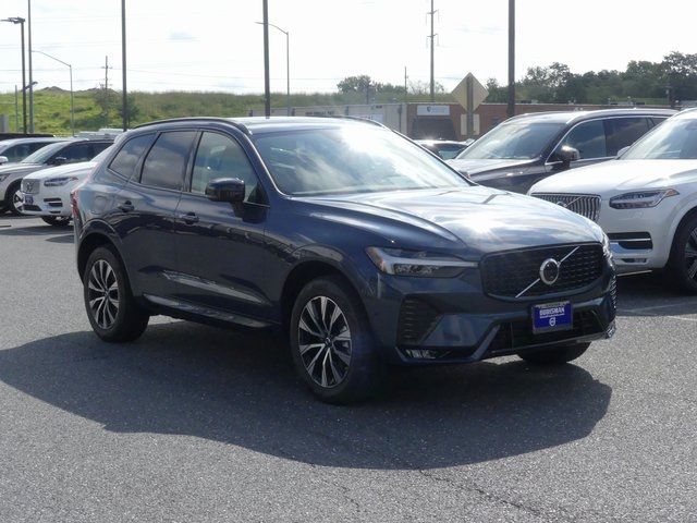 2025 Volvo XC60 Plus