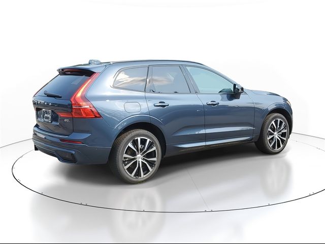 2025 Volvo XC60 Plus