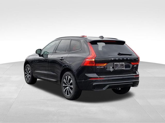 2025 Volvo XC60 Plus