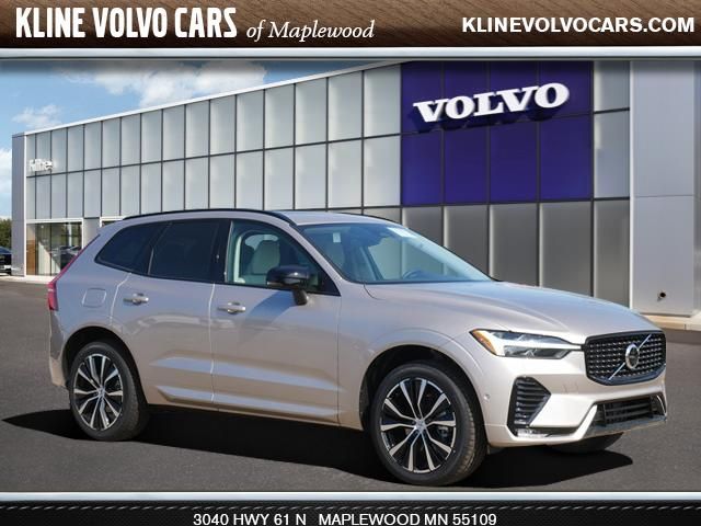 2025 Volvo XC60 Plus