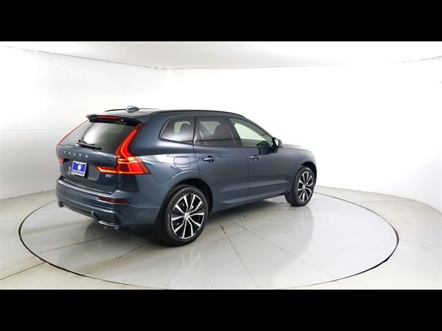 2025 Volvo XC60 Plus