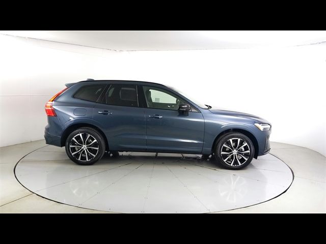 2025 Volvo XC60 Plus