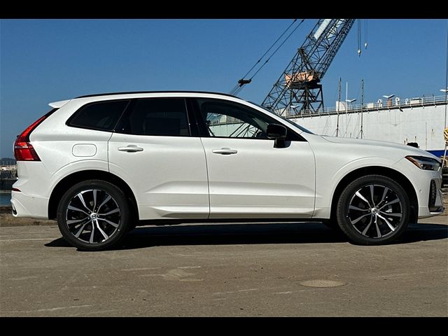 2025 Volvo XC60 Plus