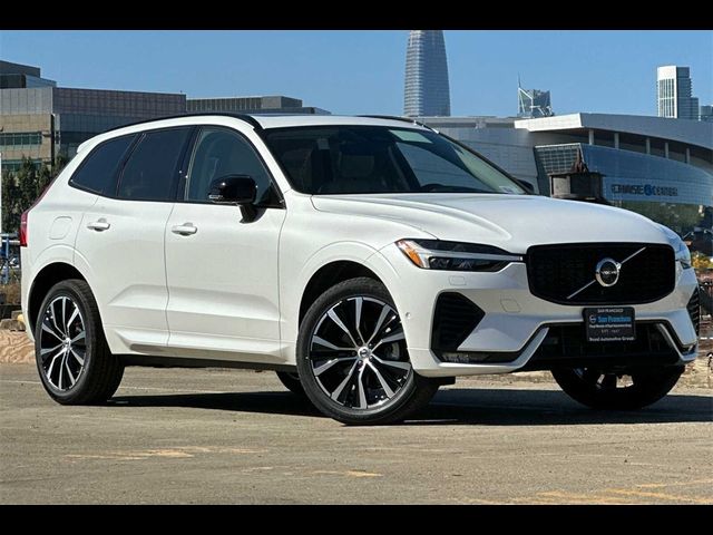 2025 Volvo XC60 Plus