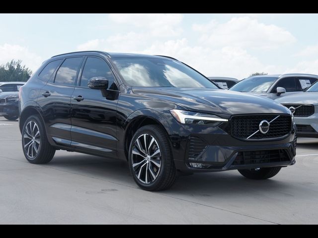 2025 Volvo XC60 Plus