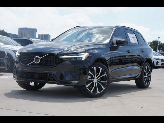 2025 Volvo XC60 Plus