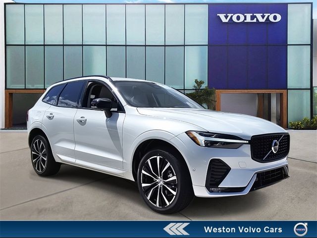 2025 Volvo XC60 Plus