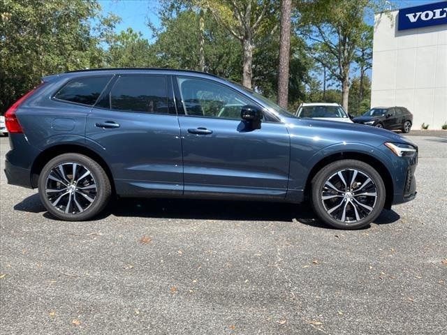 2025 Volvo XC60 Plus