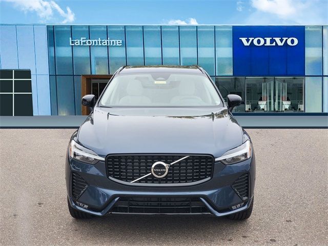 2025 Volvo XC60 Plus