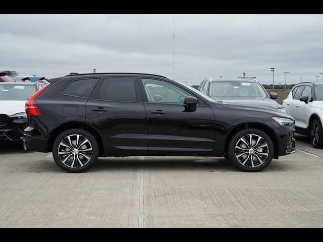 2025 Volvo XC60 Plus