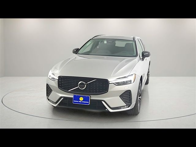 2025 Volvo XC60 Plus