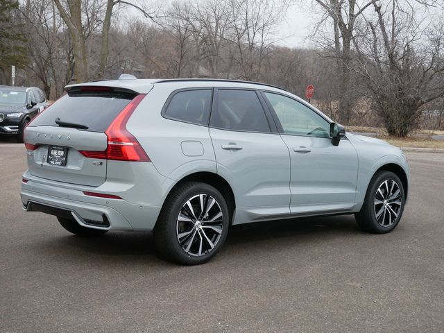 2025 Volvo XC60 Plus