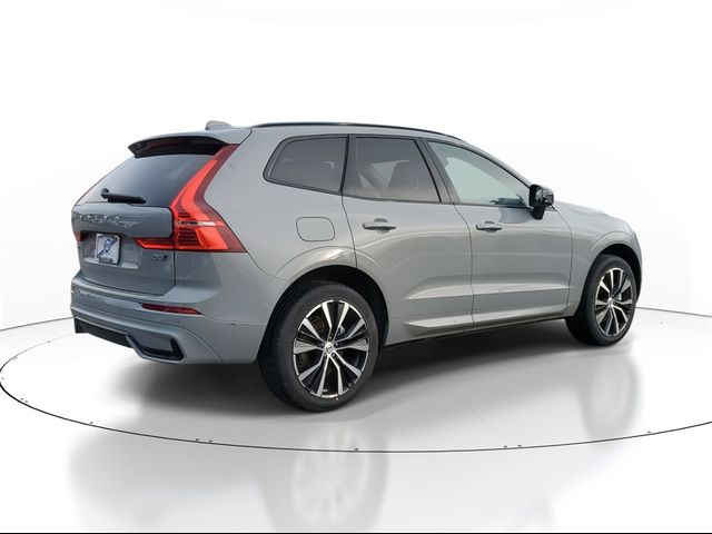 2025 Volvo XC60 Plus