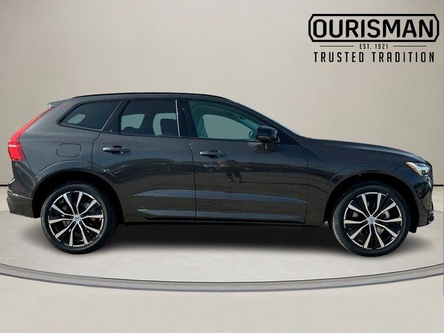 2025 Volvo XC60 Plus