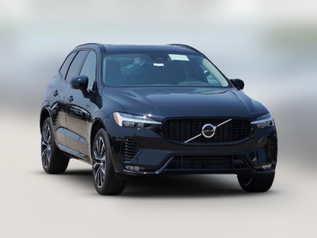 2025 Volvo XC60 Plus