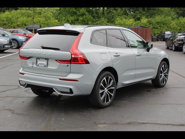 2025 Volvo XC60 Plus