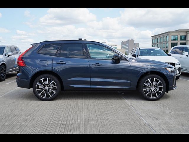 2025 Volvo XC60 Plus