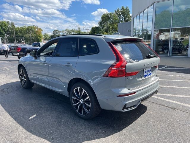 2025 Volvo XC60 Plus