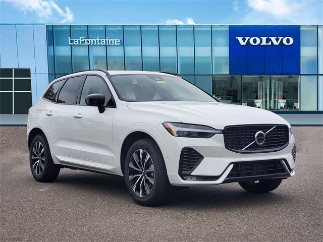 2025 Volvo XC60 Plus