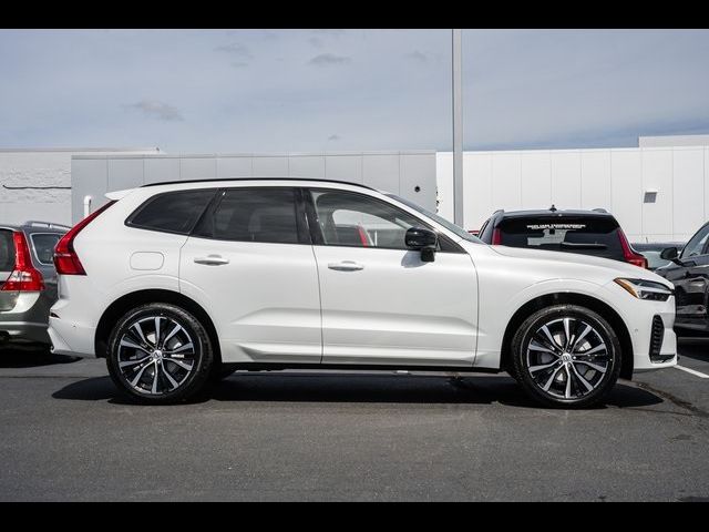 2025 Volvo XC60 Plus