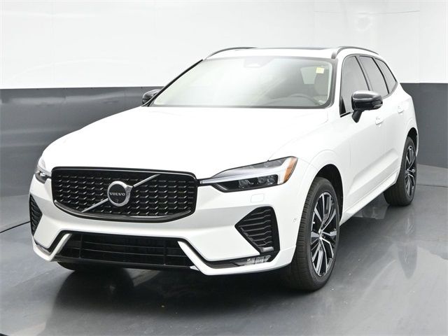 2025 Volvo XC60 Plus