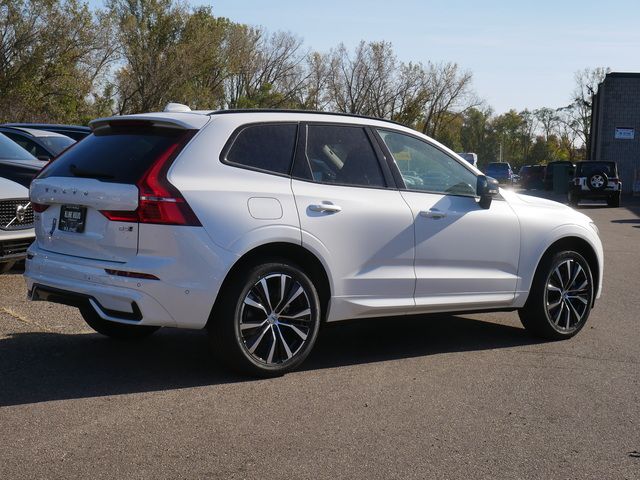 2025 Volvo XC60 Plus