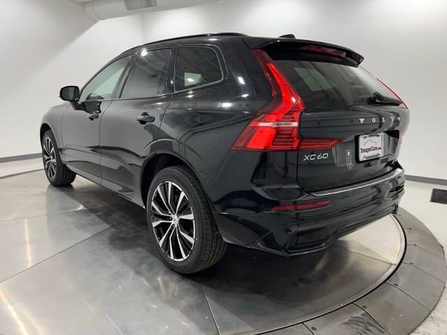 2025 Volvo XC60 Plus