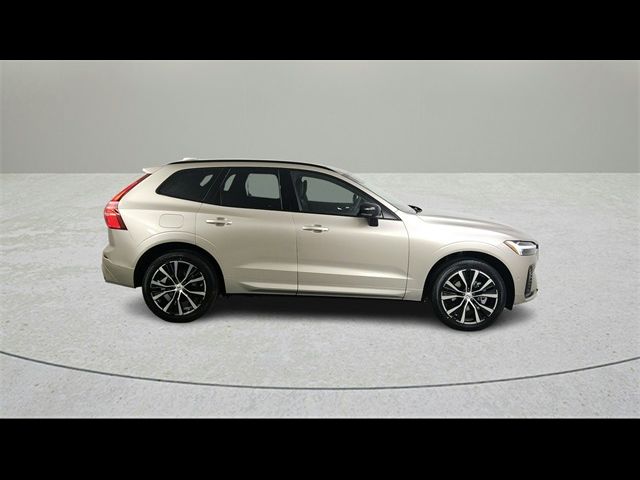 2025 Volvo XC60 Plus