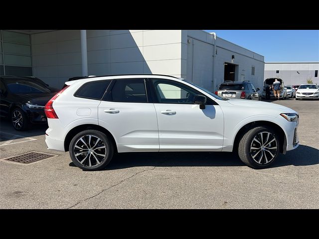 2025 Volvo XC60 Plus