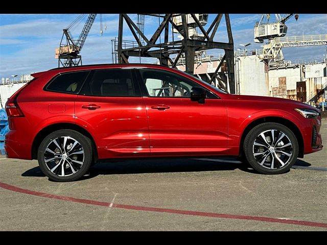 2025 Volvo XC60 Plus