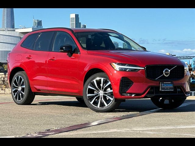 2025 Volvo XC60 Plus