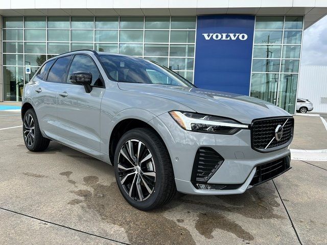 2025 Volvo XC60 Plus