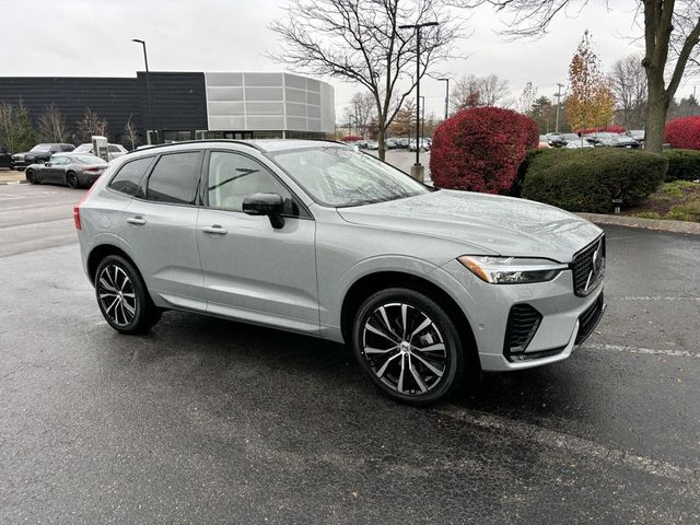 2025 Volvo XC60 Plus