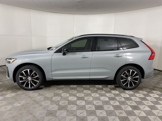 2025 Volvo XC60 Plus