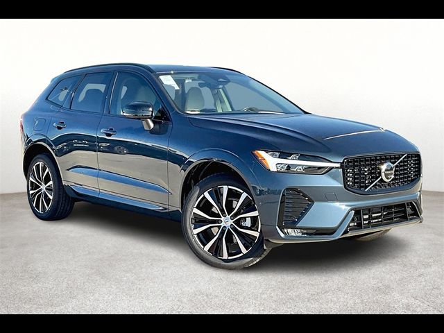 2025 Volvo XC60 Plus