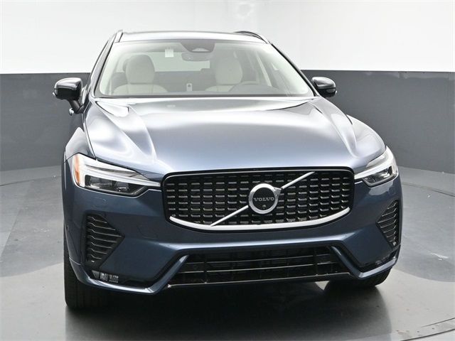 2025 Volvo XC60 Plus