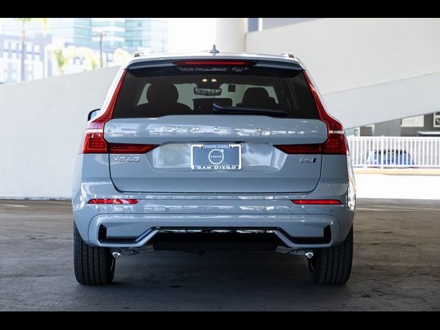 2025 Volvo XC60 Plus