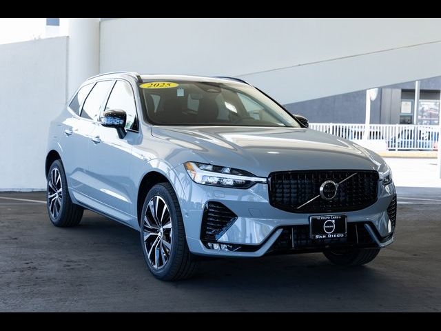 2025 Volvo XC60 Plus