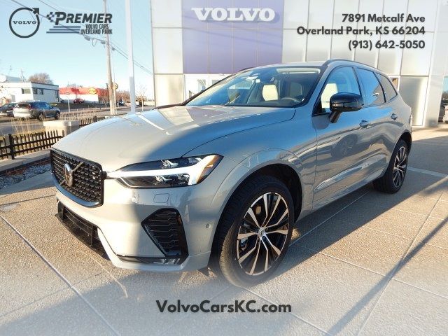 2025 Volvo XC60 Plus