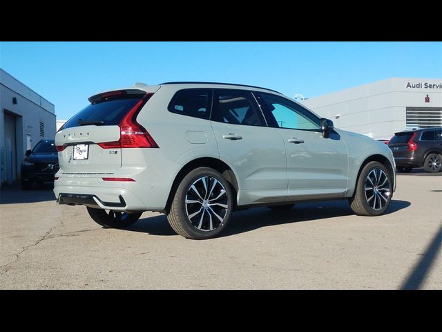 2025 Volvo XC60 Plus