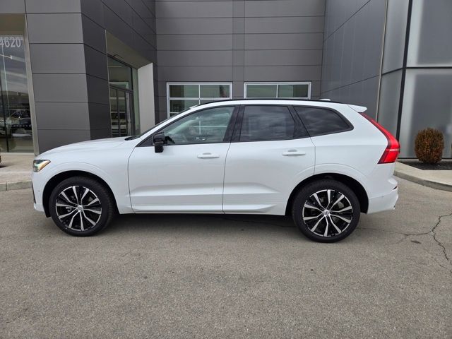 2025 Volvo XC60 Plus