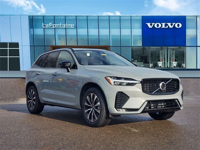 2025 Volvo XC60 Plus