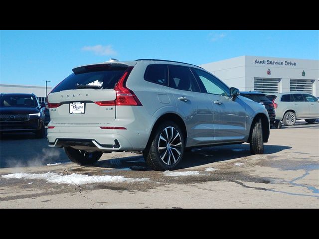 2025 Volvo XC60 Plus