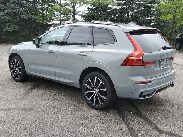 2025 Volvo XC60 Plus