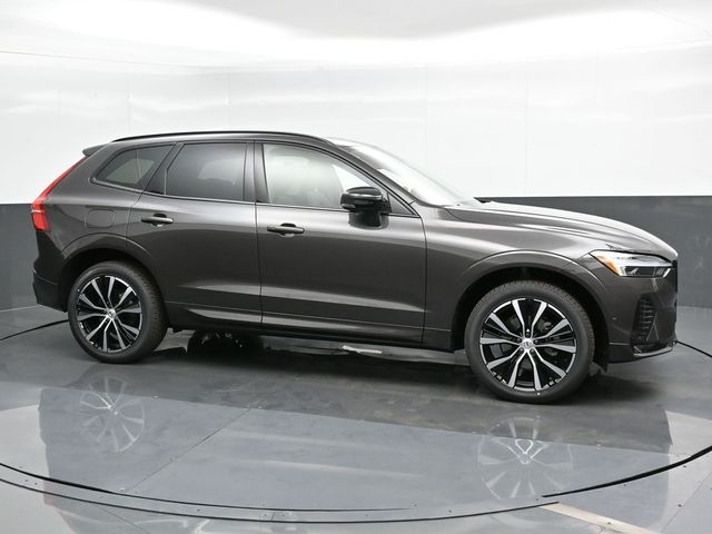 2025 Volvo XC60 Plus